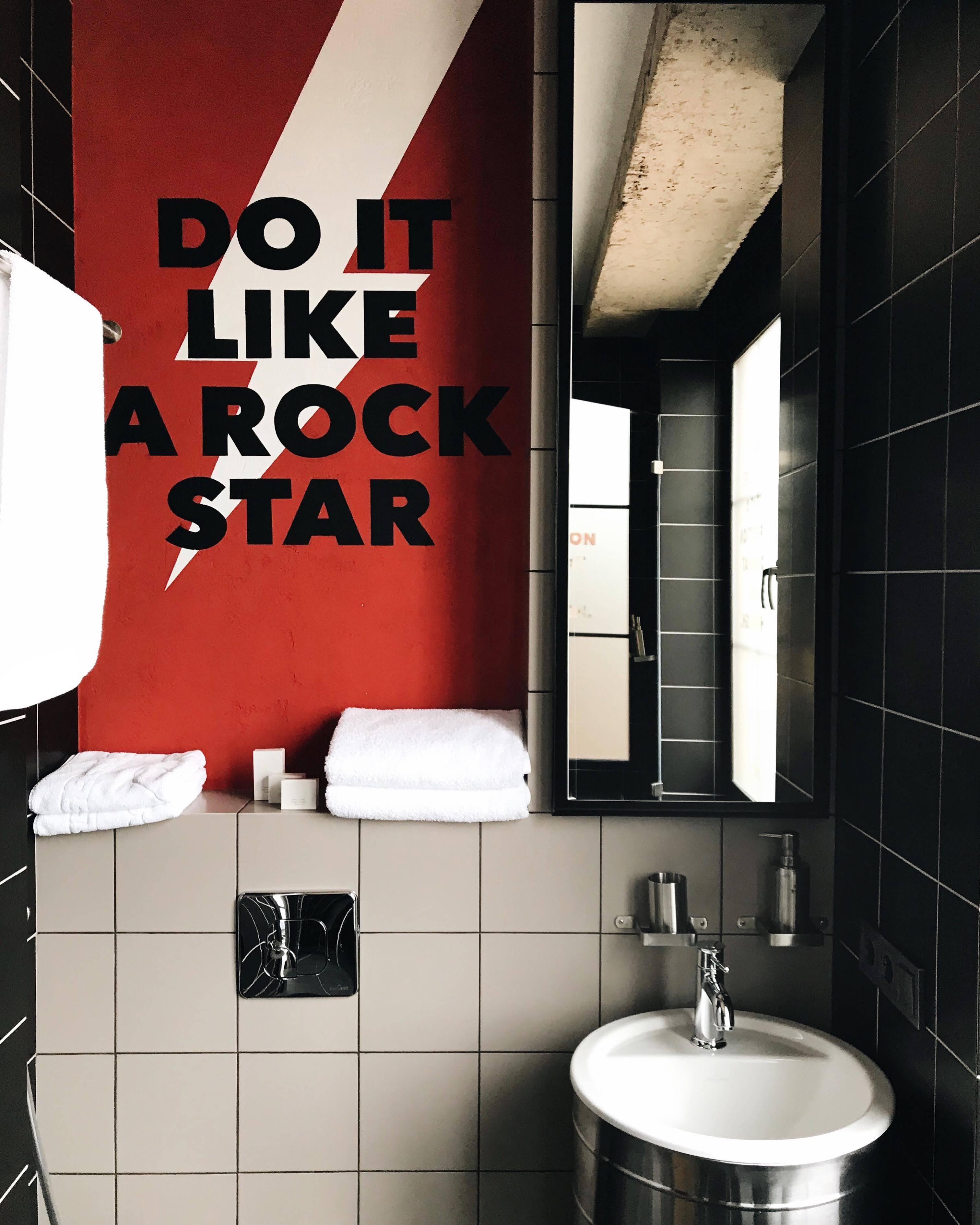 Design-hotel And Rumors 3*